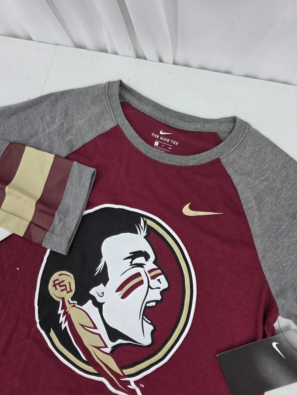 NWT‎ Nike Florida State Seminoles 3/4 Sleeve T-Shirt Womens Small Center Logo.